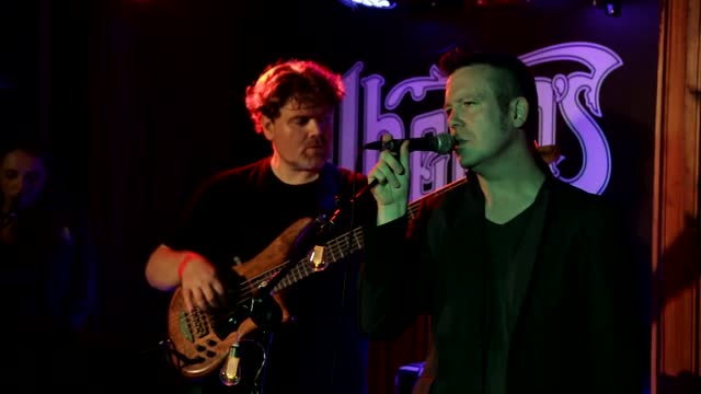 David Bowie & Pat Metheny 'This is Not America (cover)