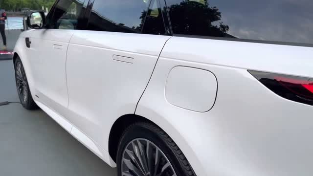 2023 New Range Rover Sport