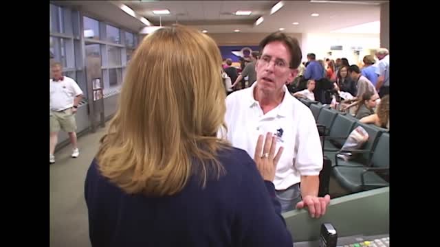 Rude Passenger Gets Denied Service | Airline | A&E