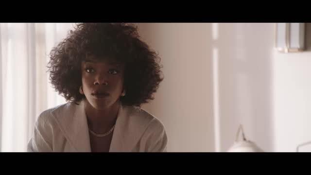 I WANNA DANCE WITH SOMEBODY - Official Trailer #2 (HD)