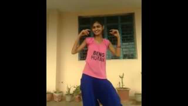 ladki ka sexy dance