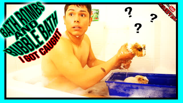 Bath Bombs and Bubble Bath | with Guinea Pigs