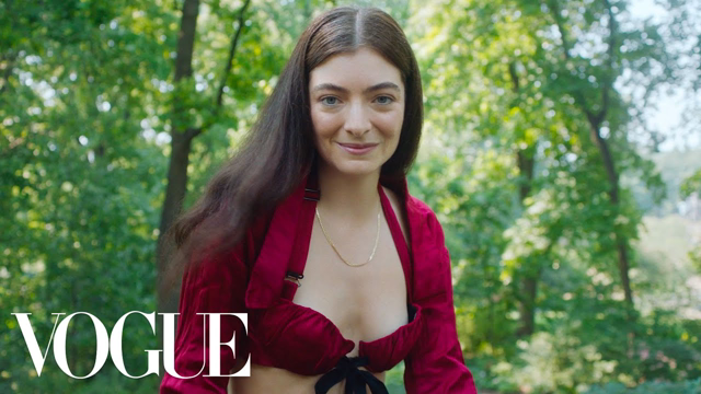 73 Questions With Lorde | Vogue