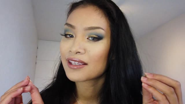 Mermaid Blue Makeup Look l JUNIPUNIE