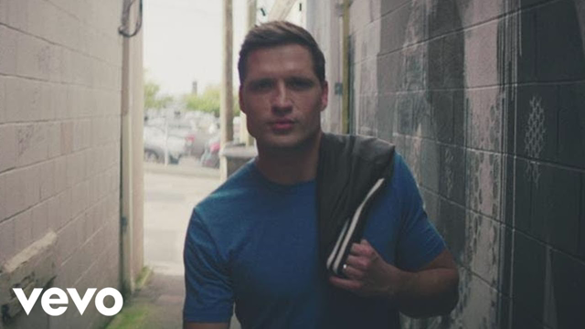 Walker Hayes - You Broke Up with Me