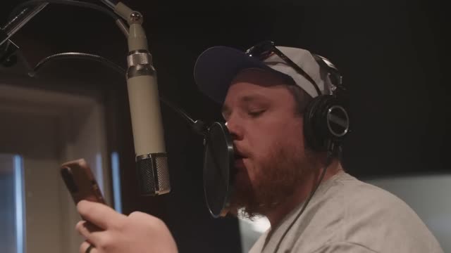 Luke Combs - Where the Wild Things Are (Official Studio Video)