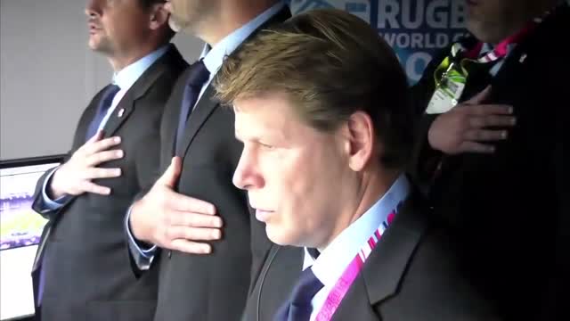 Most passionate USA anthem EVER?