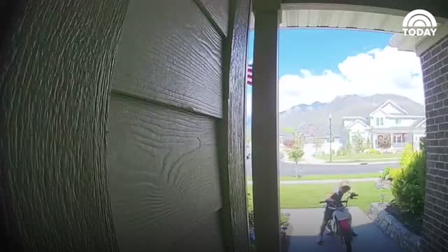 Patriotic Reaction As Boy Passes U.S. Flag | TODAY