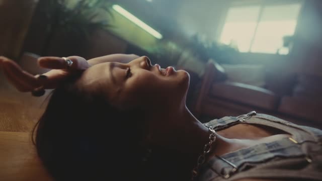 Olivia Rodrigo - drivers license (Official Video)