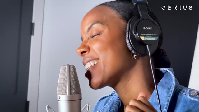 Kelly Rowland "Coffee" (Home Performance) | Open Mic