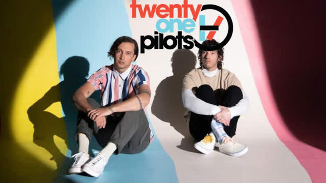 Twenty One Pilots - Shy Away (Official Video)