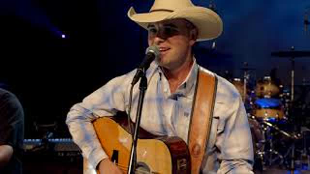 Will Banister - "Easy To Love" - Live Acoustic Performance