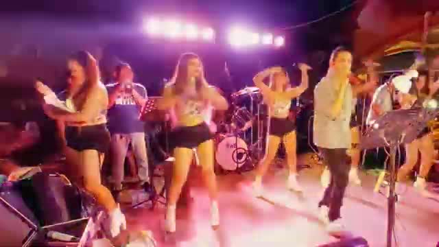 IM EVERY WOMAN💃👩‍❤️‍💋‍👩👩‍❤️‍👨 RnB Band