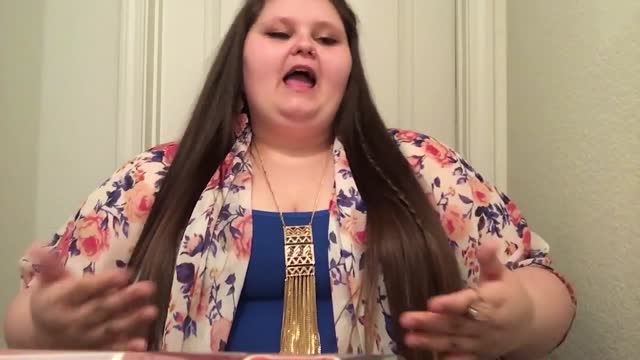 EATING IN PUBLIC AS A FAT GIRL!!!