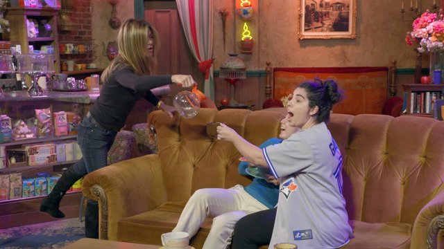 Jennifer Aniston Scares Fans at Central Perk