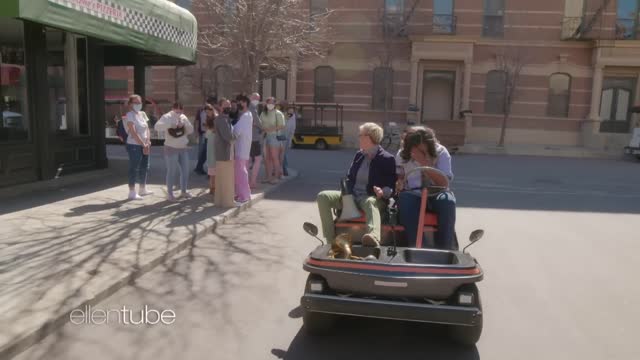 Michelle Obama and Ellen Drive Around the Warner Bros. Lot
