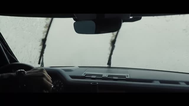 NO TIME TO DIE | LAND ROVER NEW DEFENDER