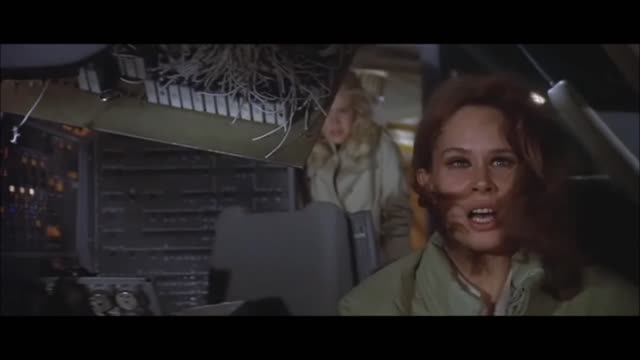 Airport 1975 She's flyin it!