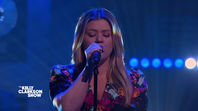 Dreaming Of You (Selena) Cover By Kelly Clarkson | Kellyoke