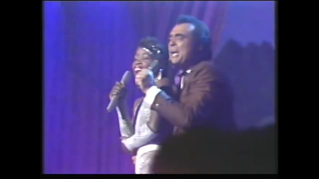 Nicole McLoud (Lillie McLoud) & Timmy Thomas - New York eyes