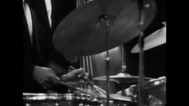 Ella Fitzgerald - Summertime (1968)