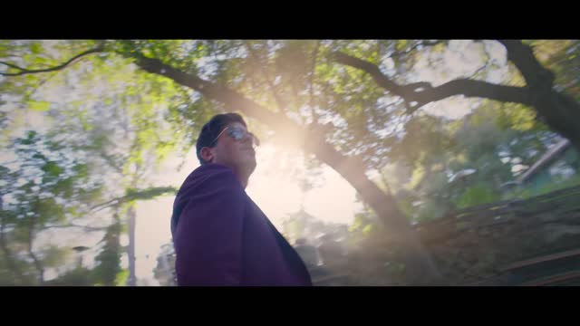 Robin Thicke - Look Easy (Official Video)