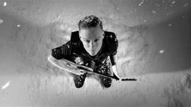 Bryan Adams - Christmas Time (Official Video)