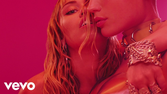 đ Miley Cyrus - Mother's Daughter (Official Video) đ