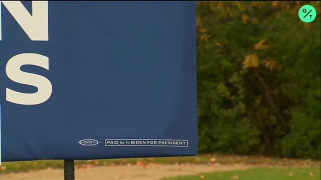 Kamala Harris Pokes Fun at Pence