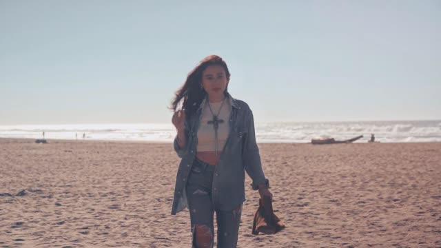 Francisco Martin - Passenger Princess (Official Music Video)