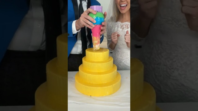 WEDDING cake looks INCREDIBLE when they LIFT the cup! 🌈🌈😍
