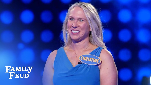 1st player gets FOUR #1 answers! Enough to win? | Family Feud