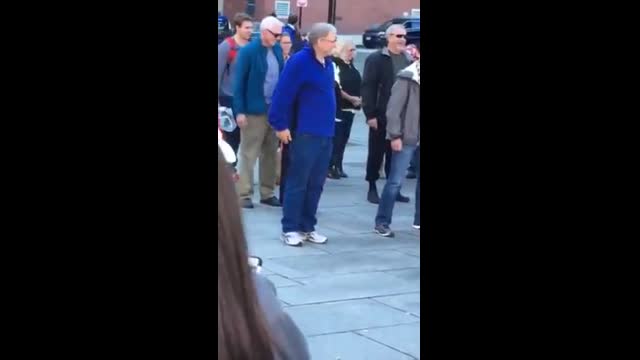 Sexy White man can dance