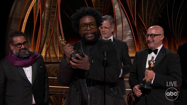 SUMMER OF SOUL Accepts the Oscar for Documentary Feature