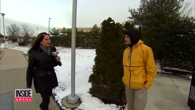 Watch Valet Drivers Hand Off Cars To People Who Don't Own Them