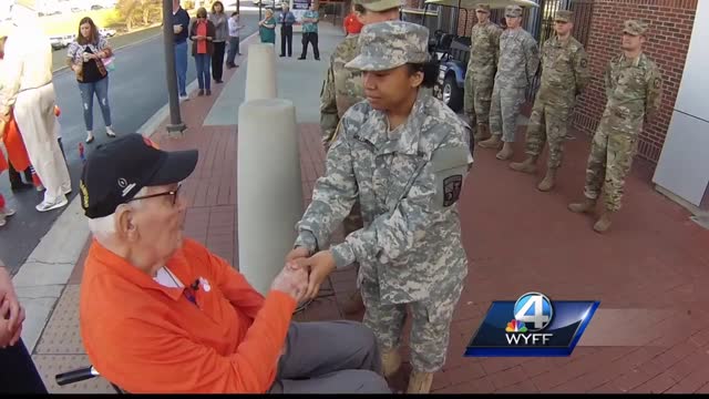 Clemson cadet thanks WWII veteran, cries at his response