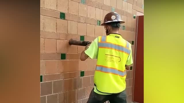 TOTAL IDIOTS AT WORK #3