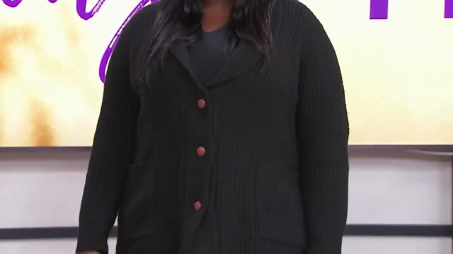 4 ways to style faux leather leggings this fall