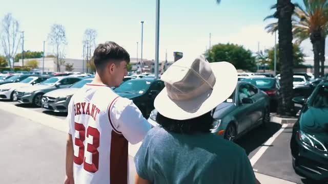 I BOUGHT MY **DREAM** CAR!! (2022 AMG G-Wagon)