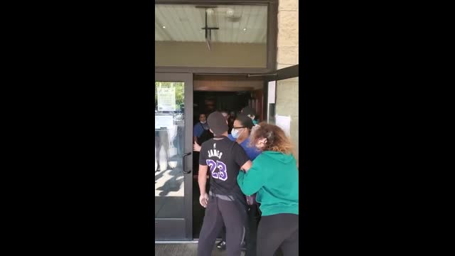 Cathy Hill Goes Berserk at Red Lobster on Mother's Day