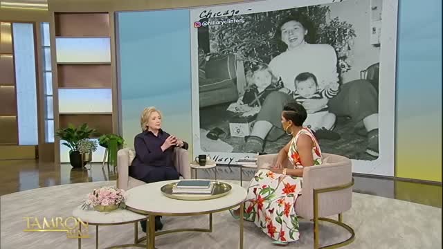 The Big Life Lesson Hillary Clinton Learned From Her Mom’s Tough Upbringing