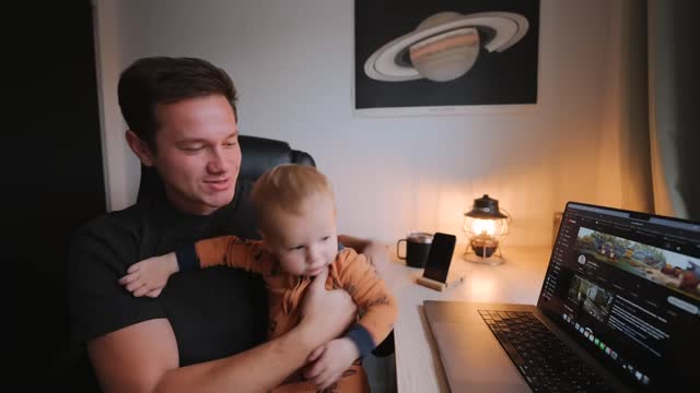 Luxurious Tiny House Cabin with Mountain Views! // Airbnb Cabin Tour!