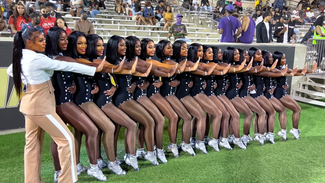 Incredible Synchronicity That Looks Like a Glitch in the Matrix