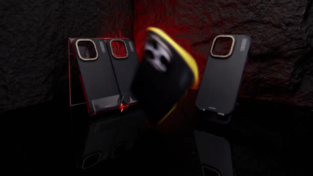 Kevlar 600D MagSafe iPhone13,14,15 Case