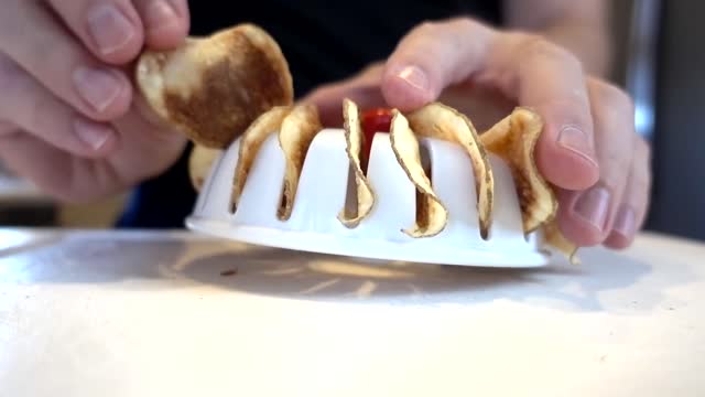 Microwave Potato Chips? Gadget vs Recipe!