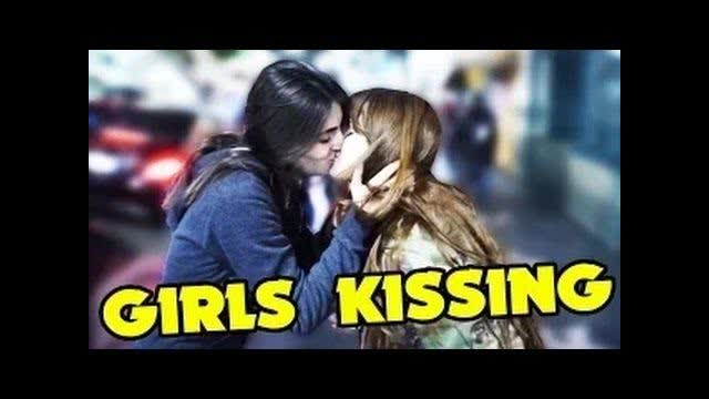 KISSING CHALLENGE!! | Asian Lesbian Couple