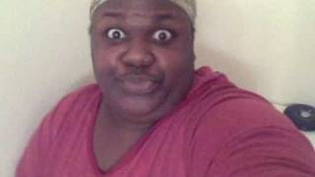 THE OFFICIAL Sittin On Tha Toilet