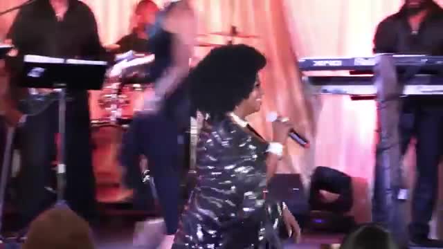 Avana Christie  'LIVE' Jump to It" Aretha Franklin COVER