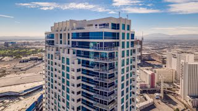 The Luxury Lifestyle of SKY Las Vegas High Rise on the Strip $300K | 1,100 Sqft | 2BD | 2BA | 2 CAR