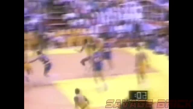 Amazing Full Court Buzzer Beaters in Basketball